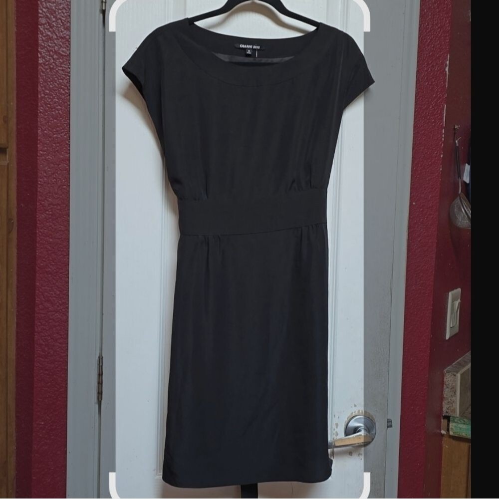 ⭐ Gianni Bini Little Black Dress with Side Zips & Bow Detail – Size 10